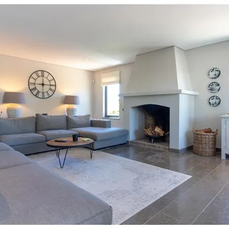 Ferienhaus Vivenda Alfinia *